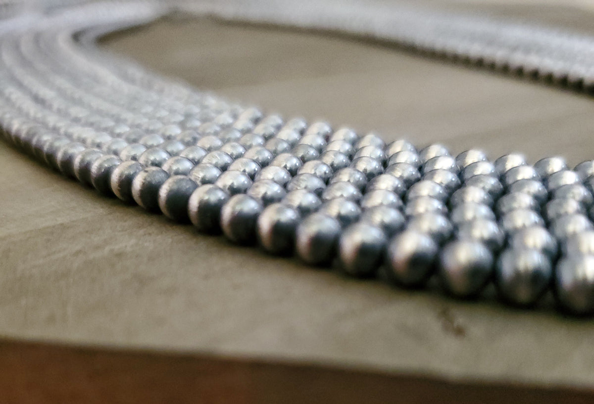 4 MM NAVAJO PEARLS