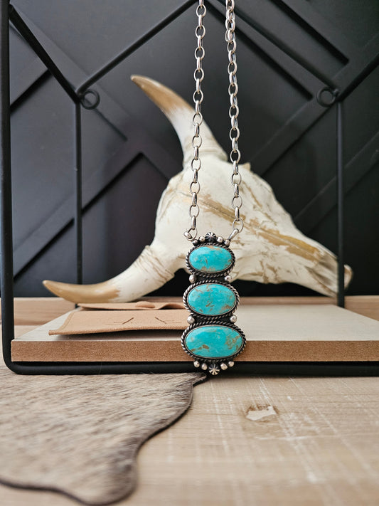 ALFRED MARTINEZ THREE KINGMAN STONE TURQUOISE NECKLACE