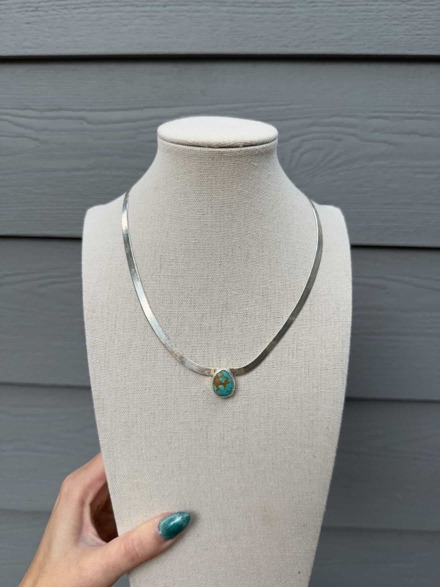 Linden Herringbone Stone Necklace