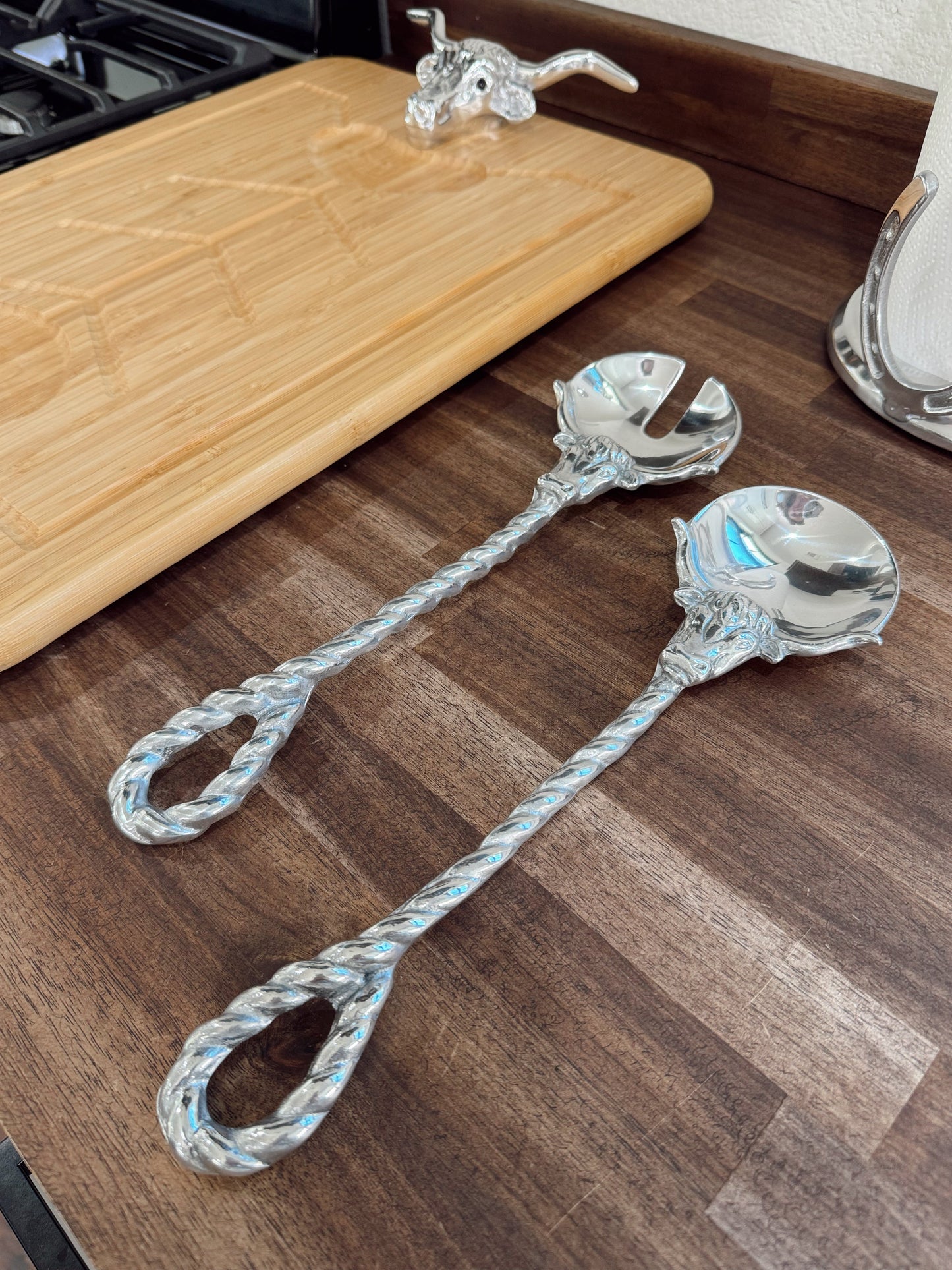 The Longhorn Serving Set