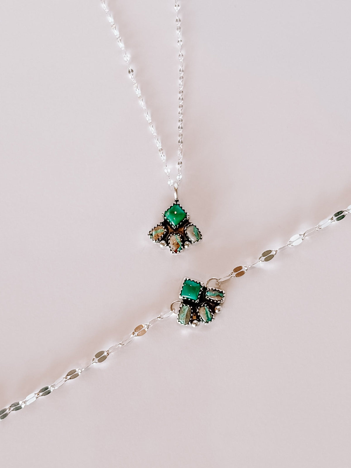 Flint Stone Cluster Necklace