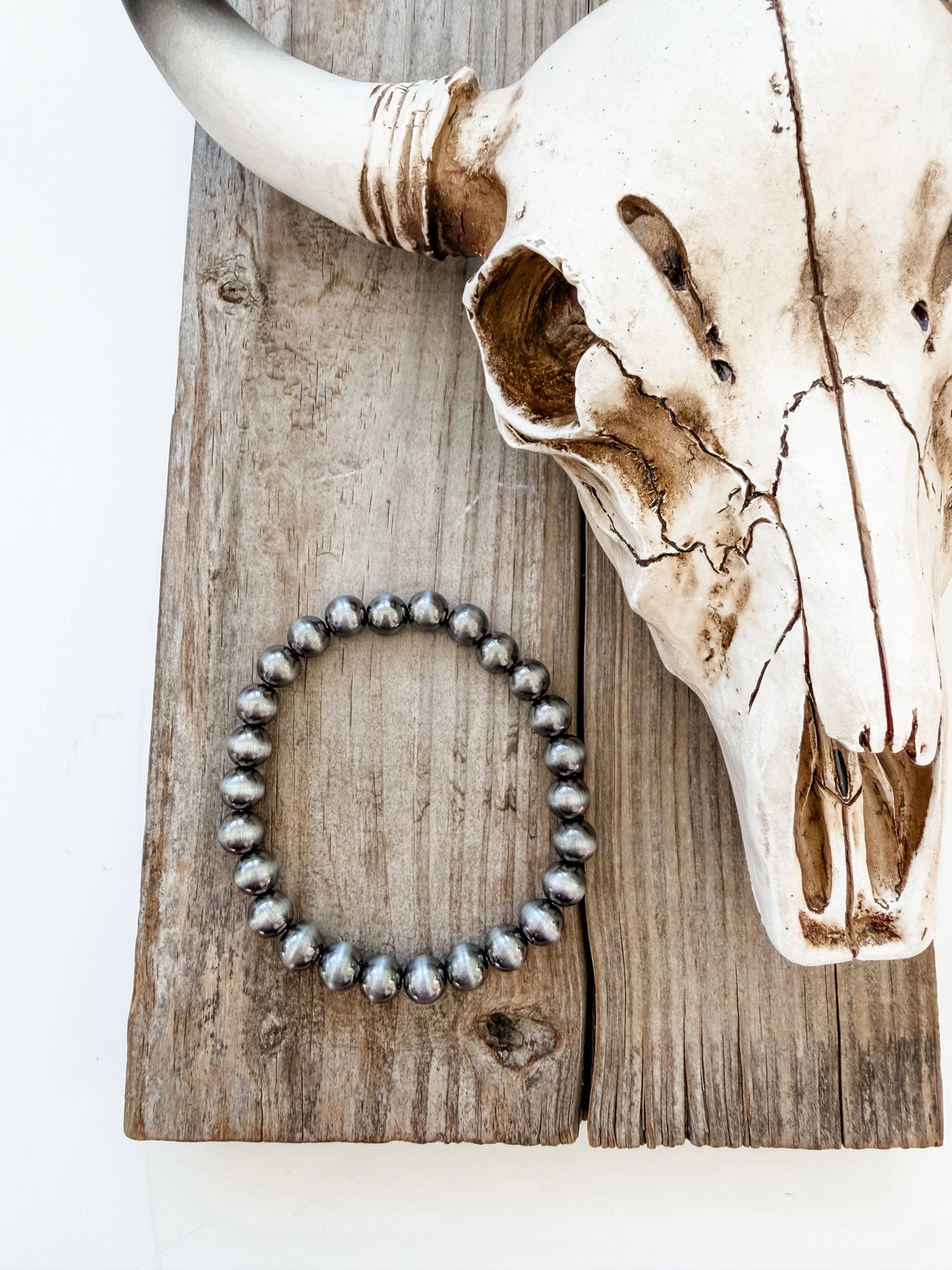 8mm Navajo Style Pearl Stretch Bracelet