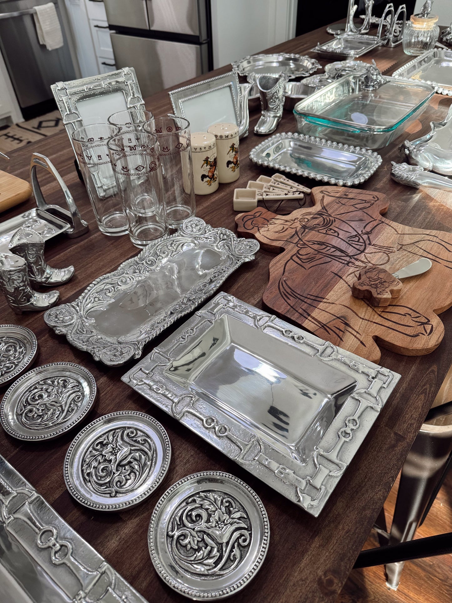 The Horse Bit Catch All