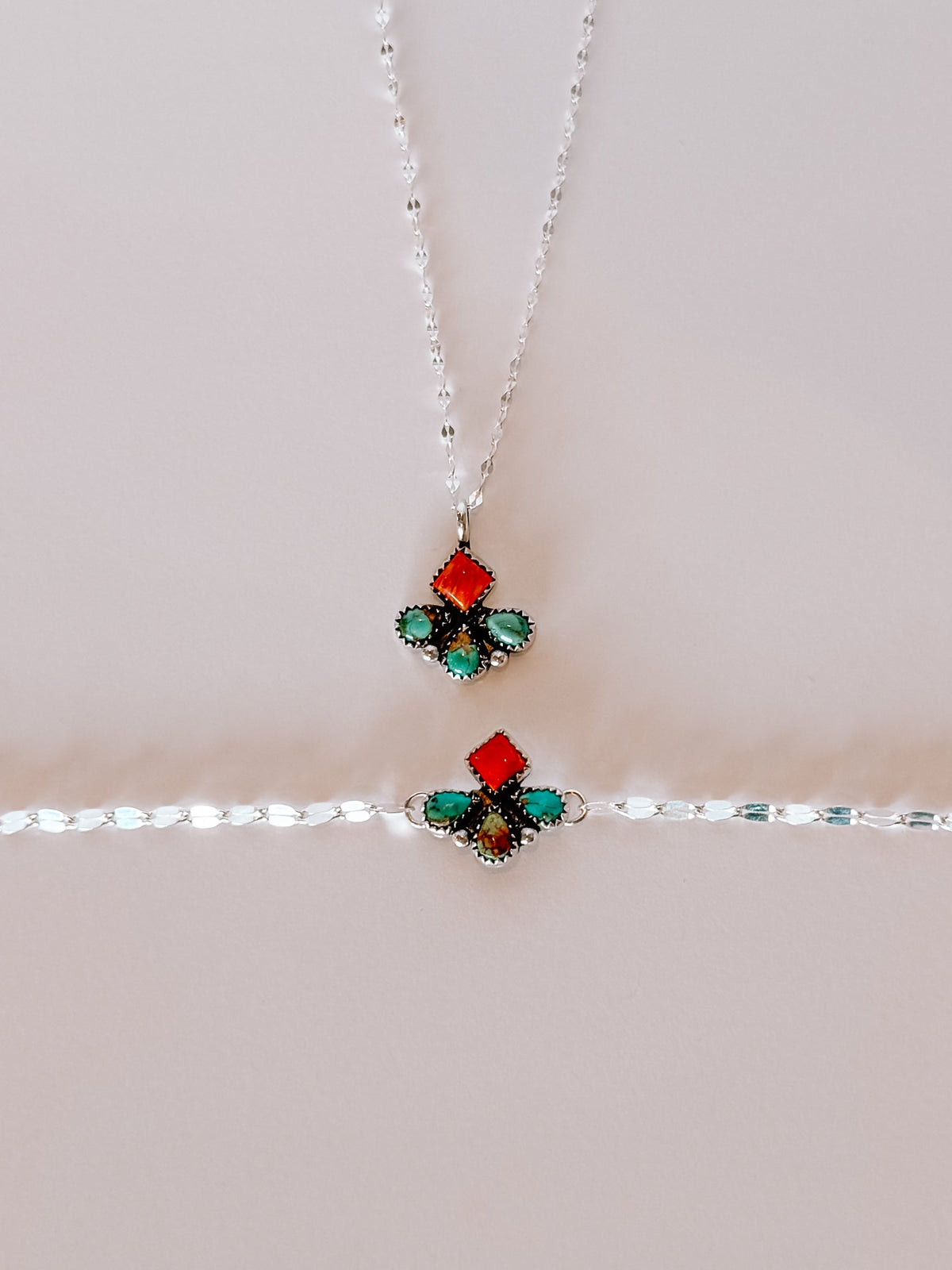Flint Stone Cluster Necklace