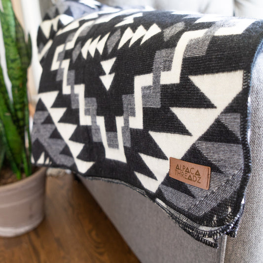 Andean Alpaca Wool Blanket - Black Chakana