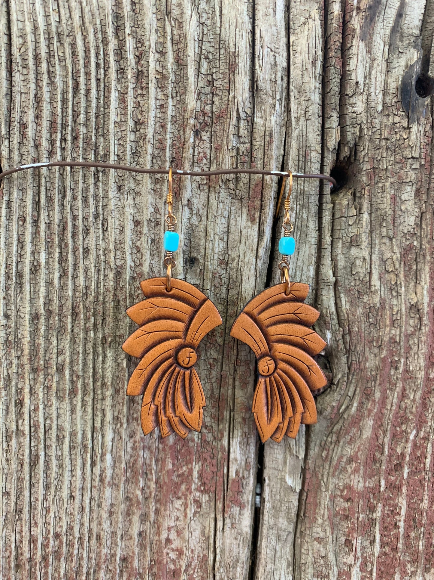 16247 Lthr Headress w/Turq Earring