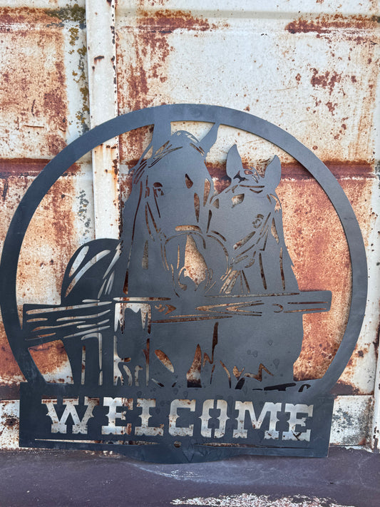 Horse welcome sign