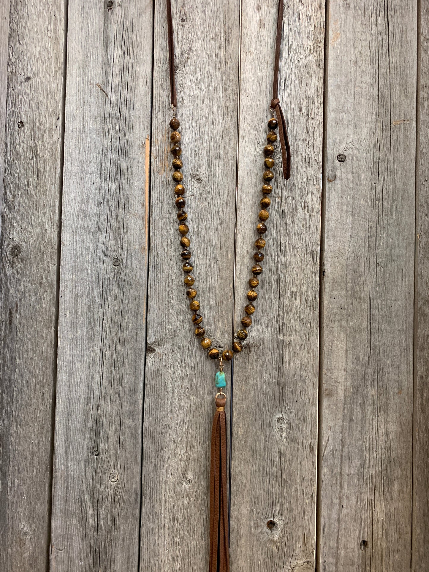 16903 Tigers Eye w/Turq & Chocolate Tassel