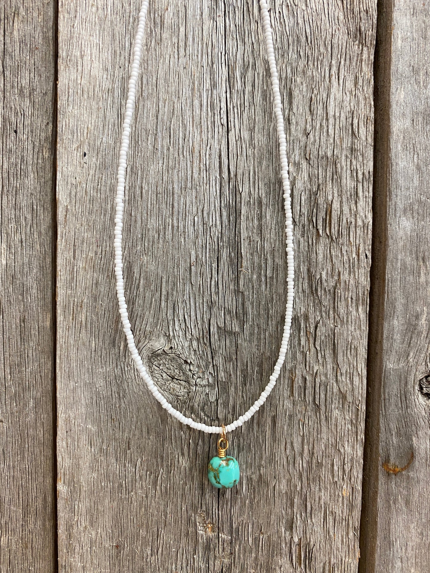 17081 Tiny Seed Beads w/Stone Drop