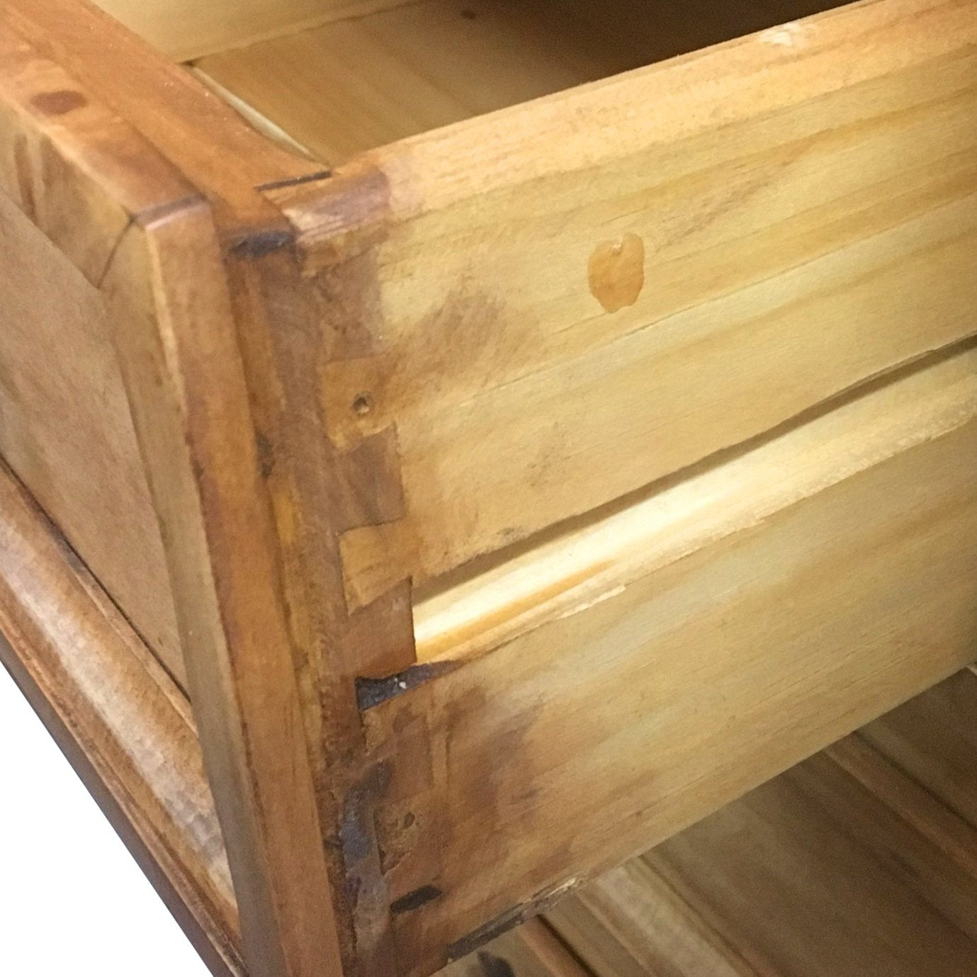 Traditional 8  Drawers Rustic Dresser