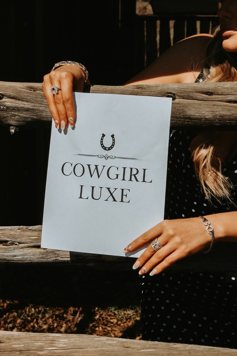 Cowgirl Luxe All-Around Horseshoe Ring