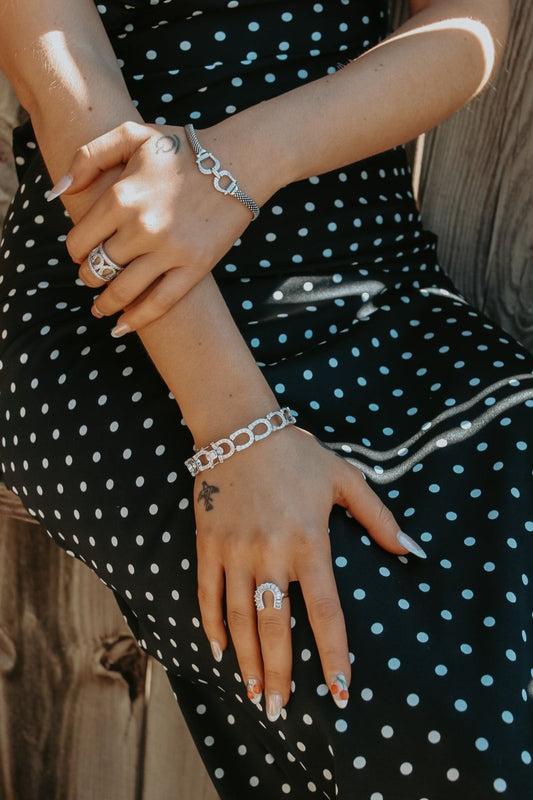 Cowgirl Luxe Horseshoe Bracelet (Ships After 12/20)