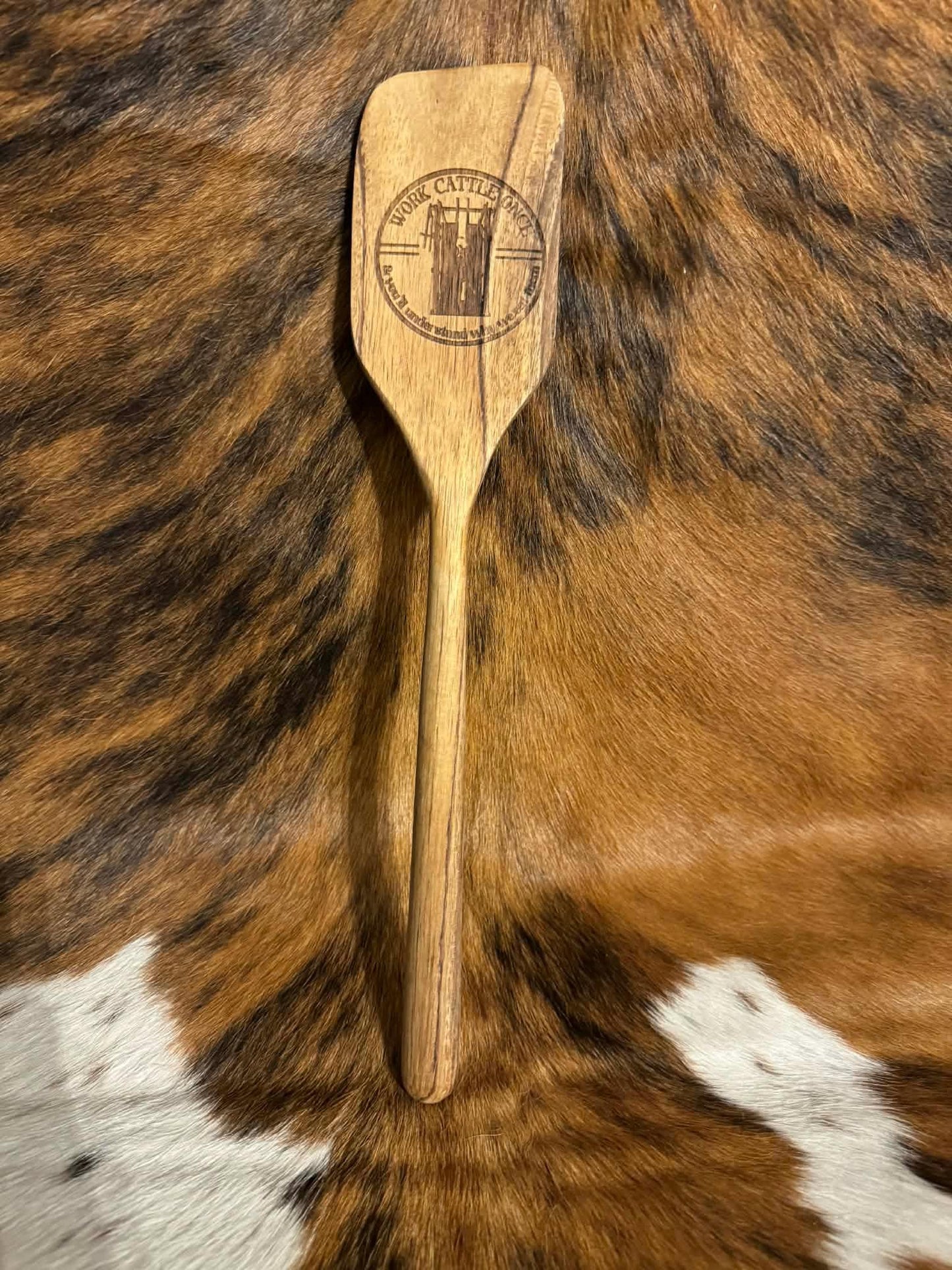 Engraved wooden utensils, agriculture, ranch home