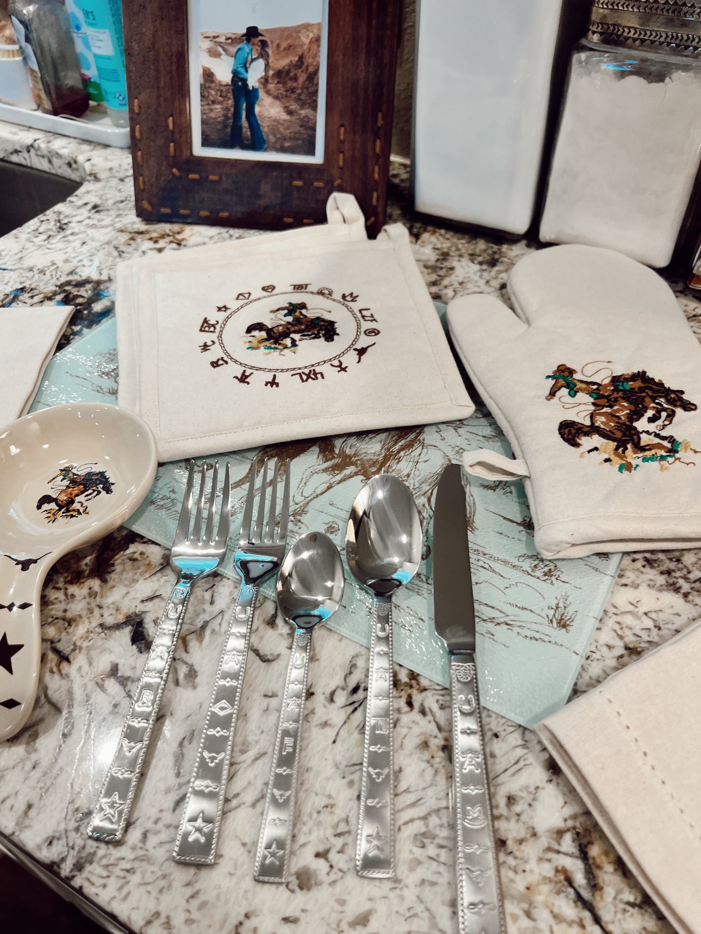 The 20 Piece Branded Flatware