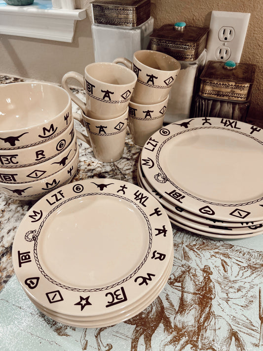 The 16 Piece Branded Dinnerware