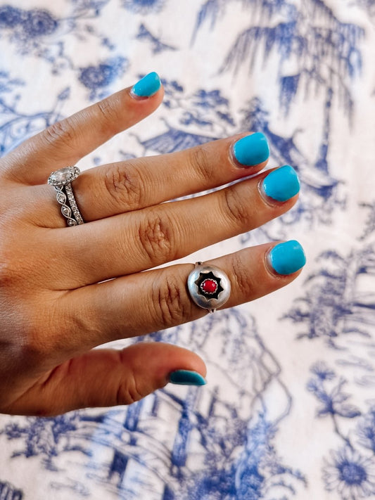 Lott Red Shadowbox Ring