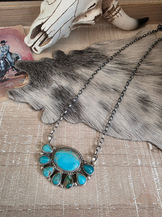 GERALDINE JAMES KINGMAN TURQUOISE CLUSTER NECKLACE