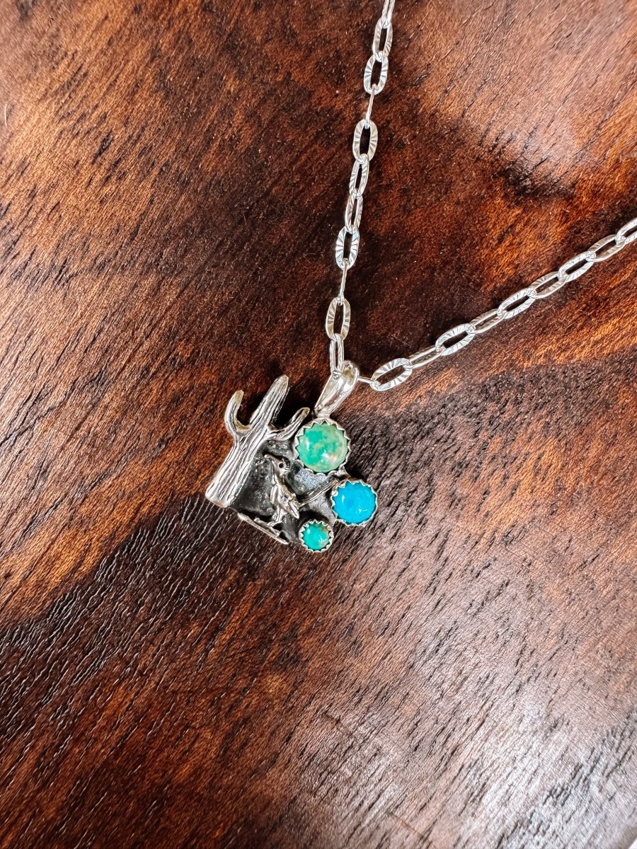 Roadrunner Desert Turquoise Necklace