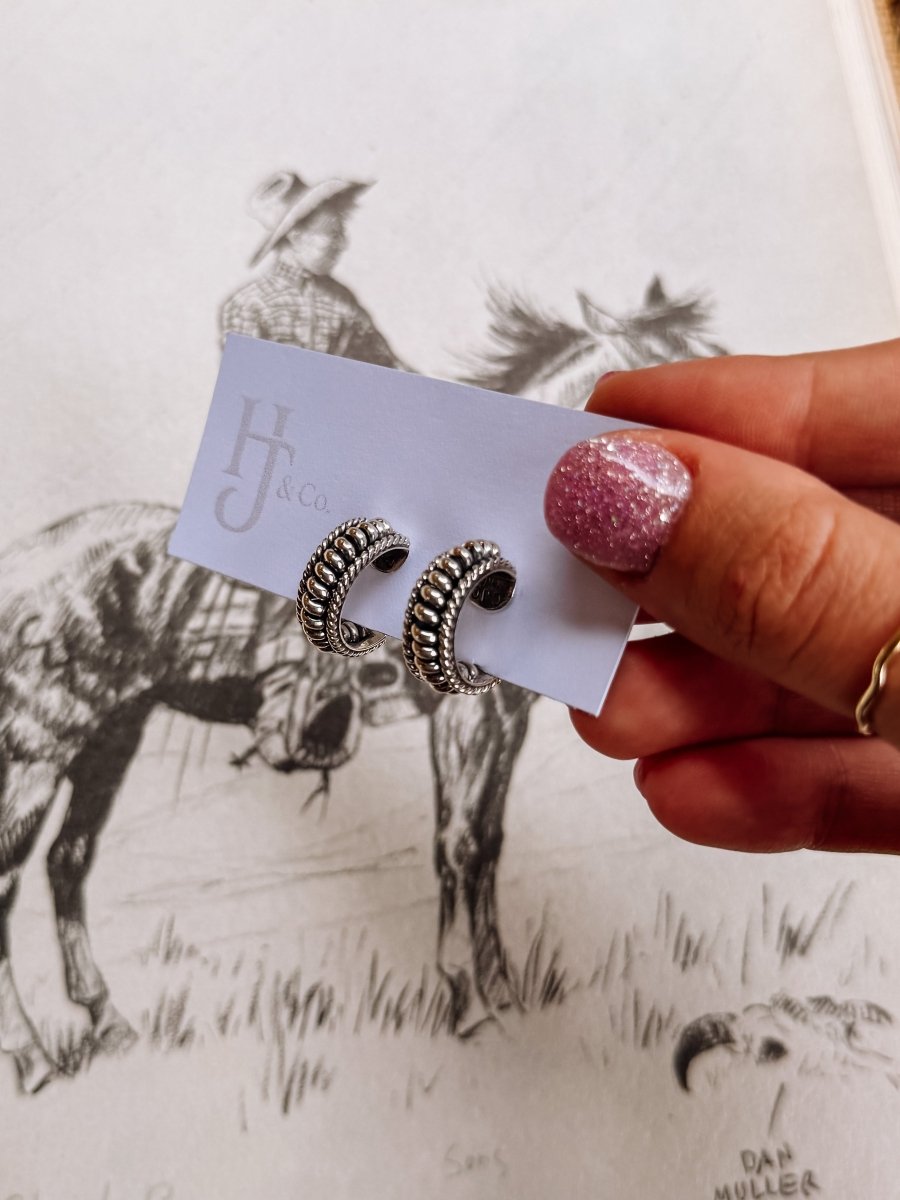 Silver Arroyo Hoop Earrings